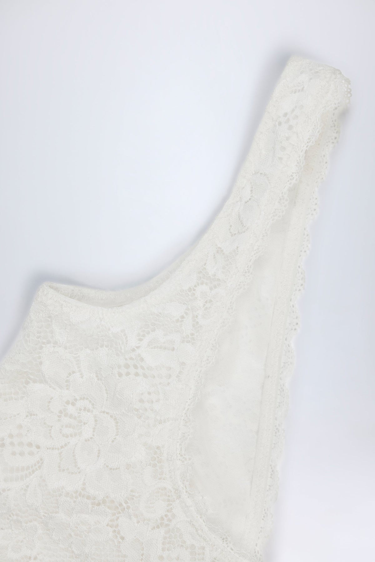Sheer Lace Scalloped Plunge-Neck Bodysuit in White