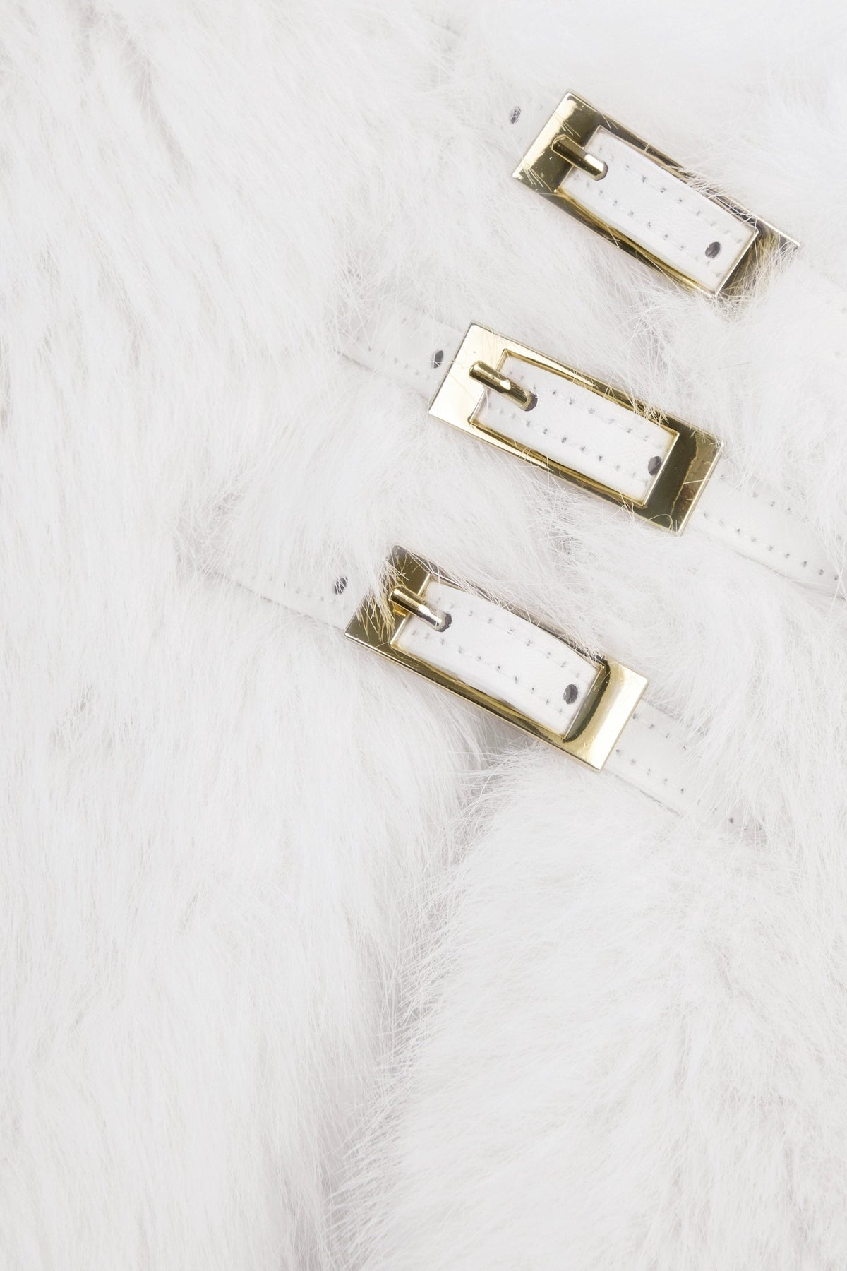 Buckle-Detail Faux Fur Micro Mini Skirt in White