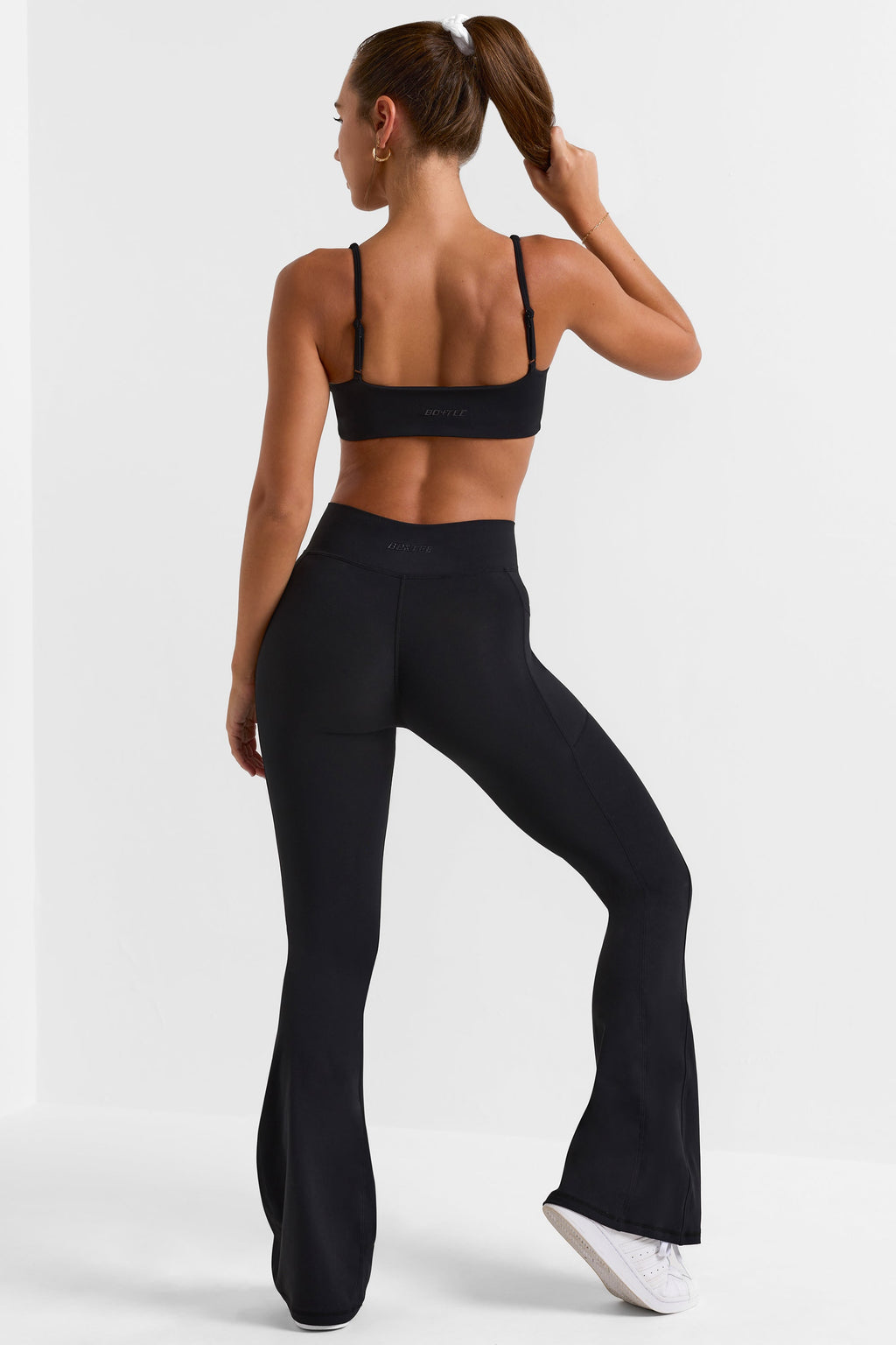 Soft Active V-Waist Flared Leggings in Black